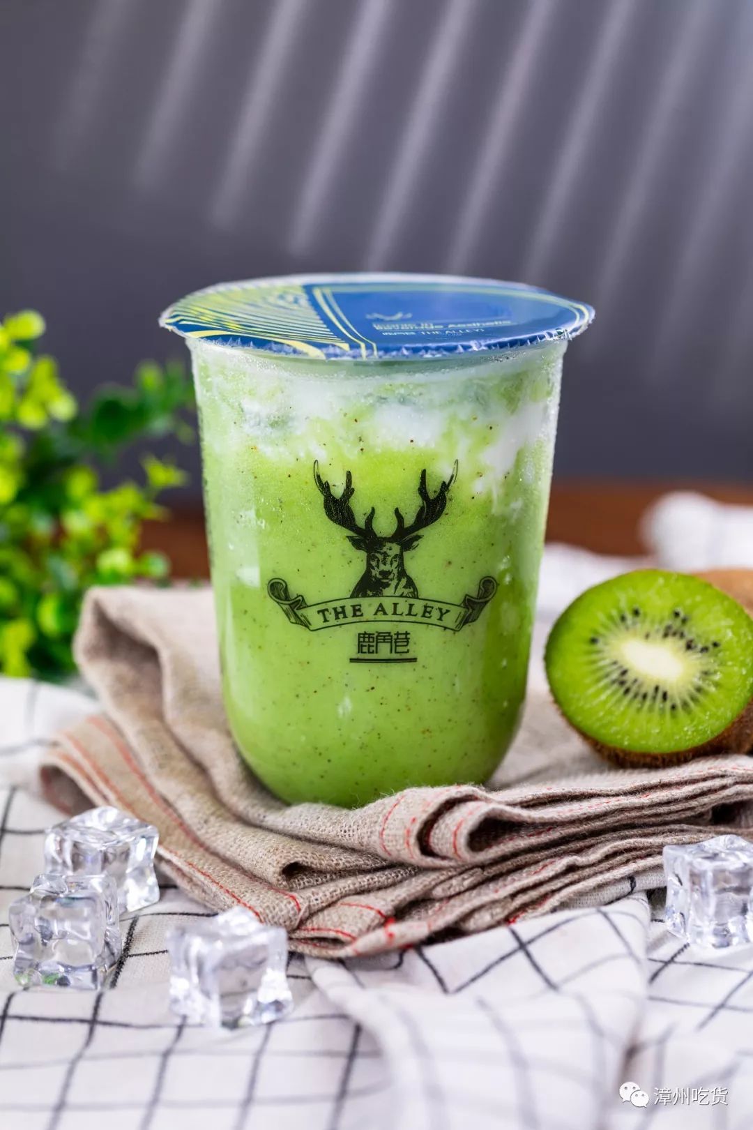 最新小鹿饮品,最新小鹿饮品测评报告🦌，让你一饮而尽的美好时光！