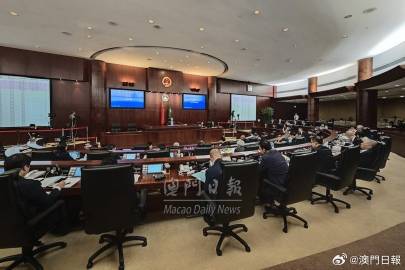＂2024年澳门今晚开奖号码现场直播＂的：持续性实施方案_高速版1.18