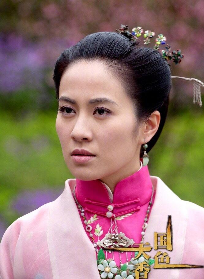 叶璇胡杏儿演绎的自然美景探索之旅，唤醒内心的平静之旅