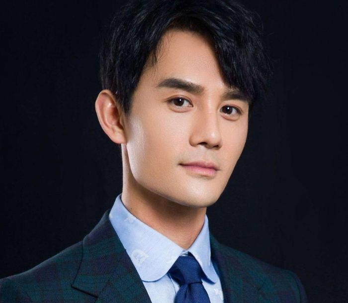 男明星名单背后的星光故事，自信与成长的旋律
